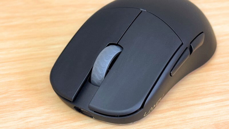 lamzu atlantis mini 4kのメインボタンとホイール。