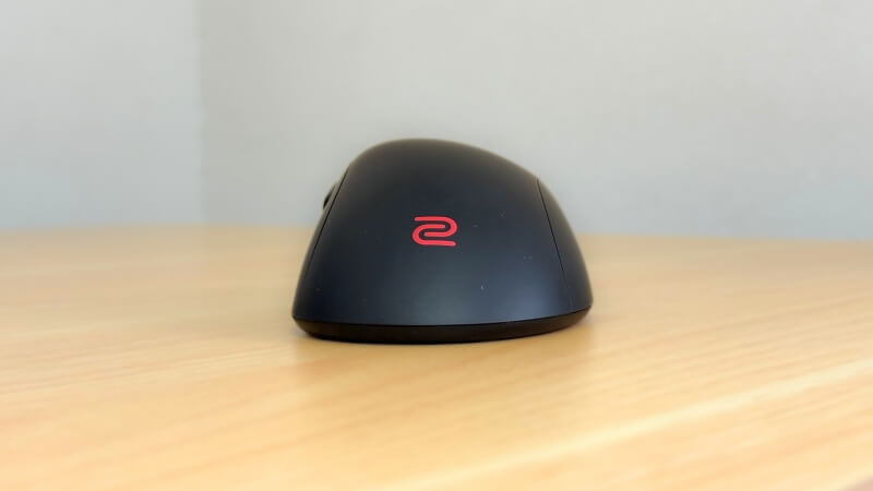 EC2-CWの後部