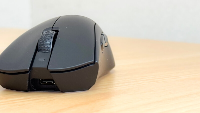 deathadder v3 hyperspeedの左のくびれ。