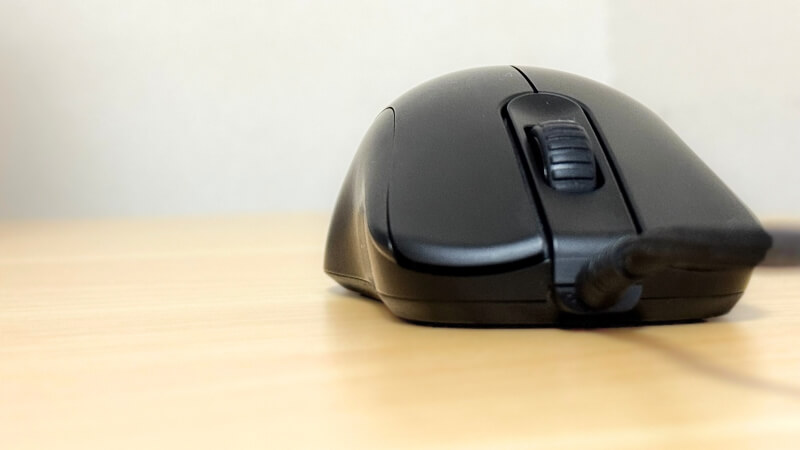 ZA13-Cの右サイドの形状。