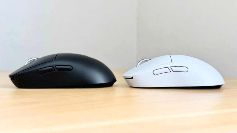 G Pro X Superlight 2とG Pro X Superlight 2cの高さを比較。