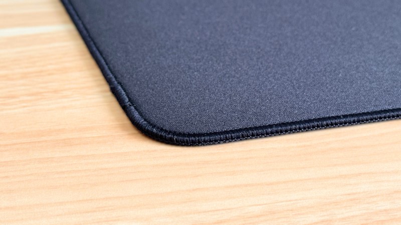 Pulsar ES2 4mmのステッチ加工。厚さ3mm、滑走面と同じくらいの高さ。