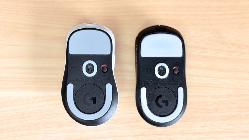 ソールの素材や滑りは同じだが、形状が違う。